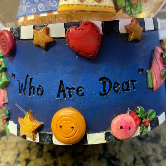 San Francisco Musical Snow Globe "Faithful Friends" Debra Jordan Bryan - Picture 4 of 9